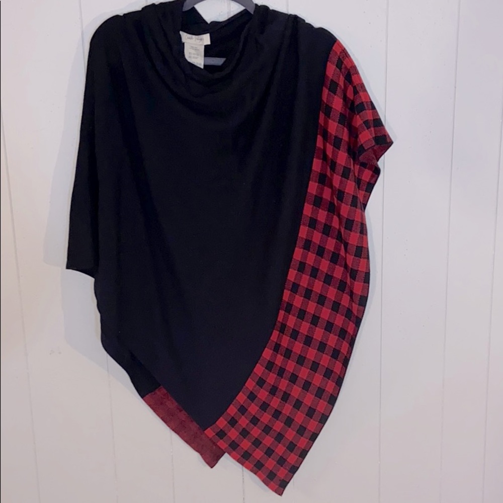 Charlie Paige poncho NWOT